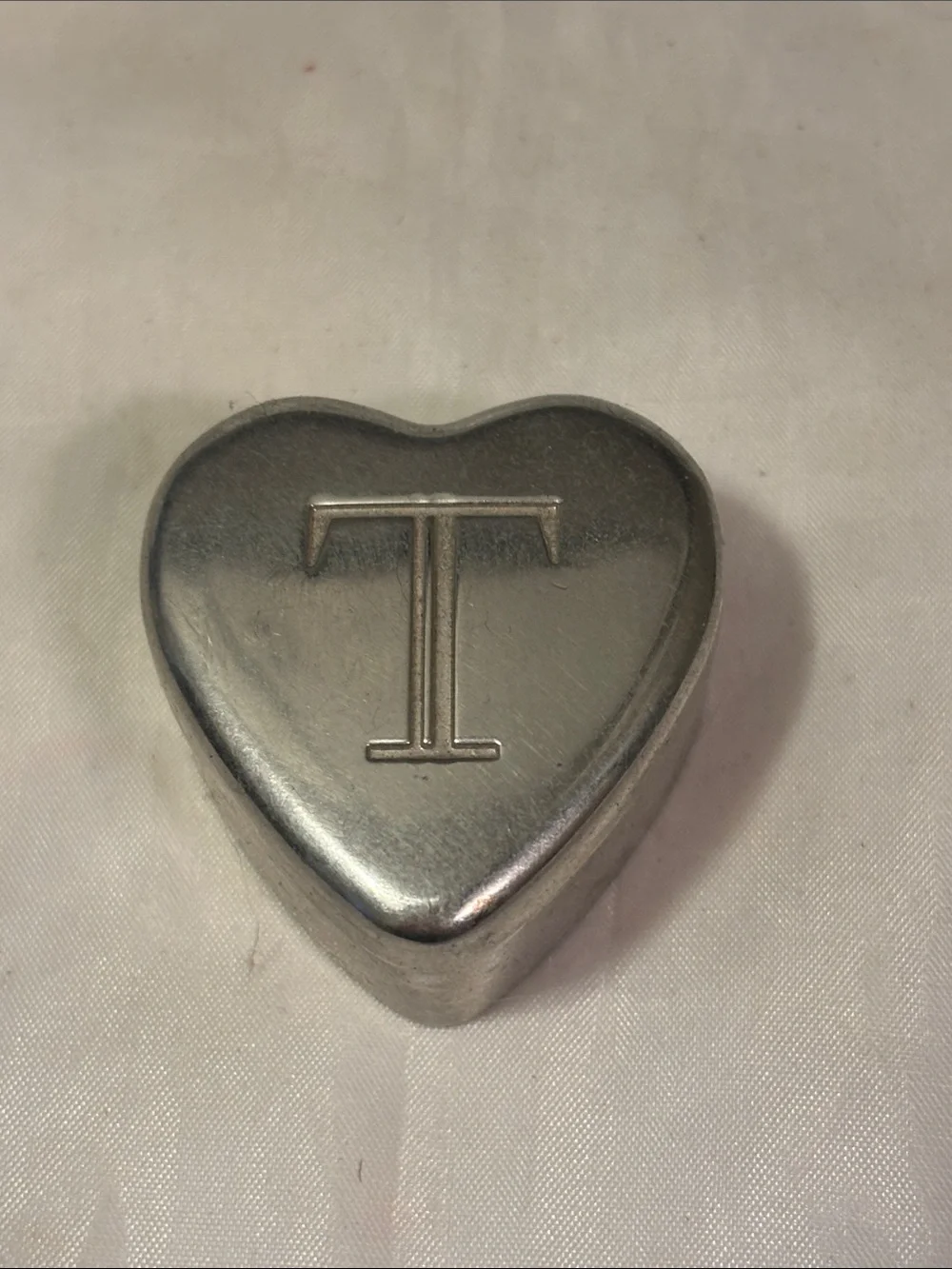 Heart Shaped Metal Trinket Box with 'T' Monogram - Silver